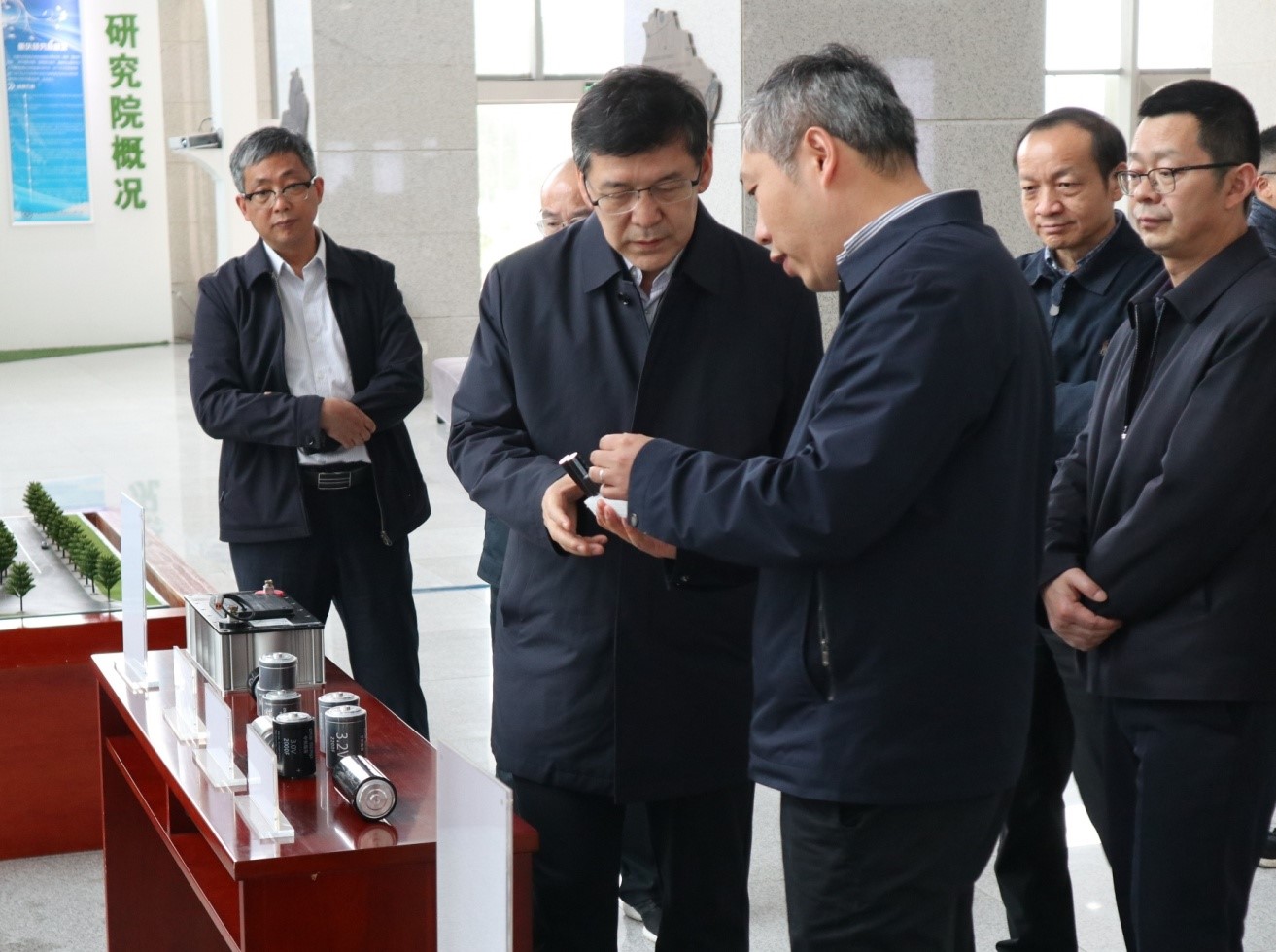 中科院副院长、党组副书记阴和俊调研重庆研究院